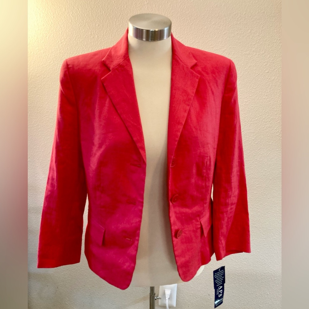 NWT Chaps size 8 red 100% Linen Blazer.